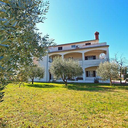 Apartments Blazenka 1270 Πούλα Εξωτερικό φωτογραφία