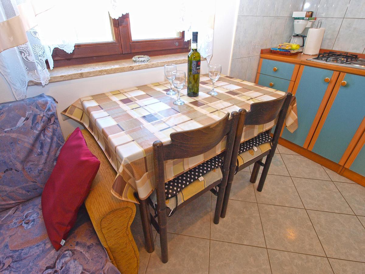Apartments Blazenka 1270 Πούλα Εξωτερικό φωτογραφία