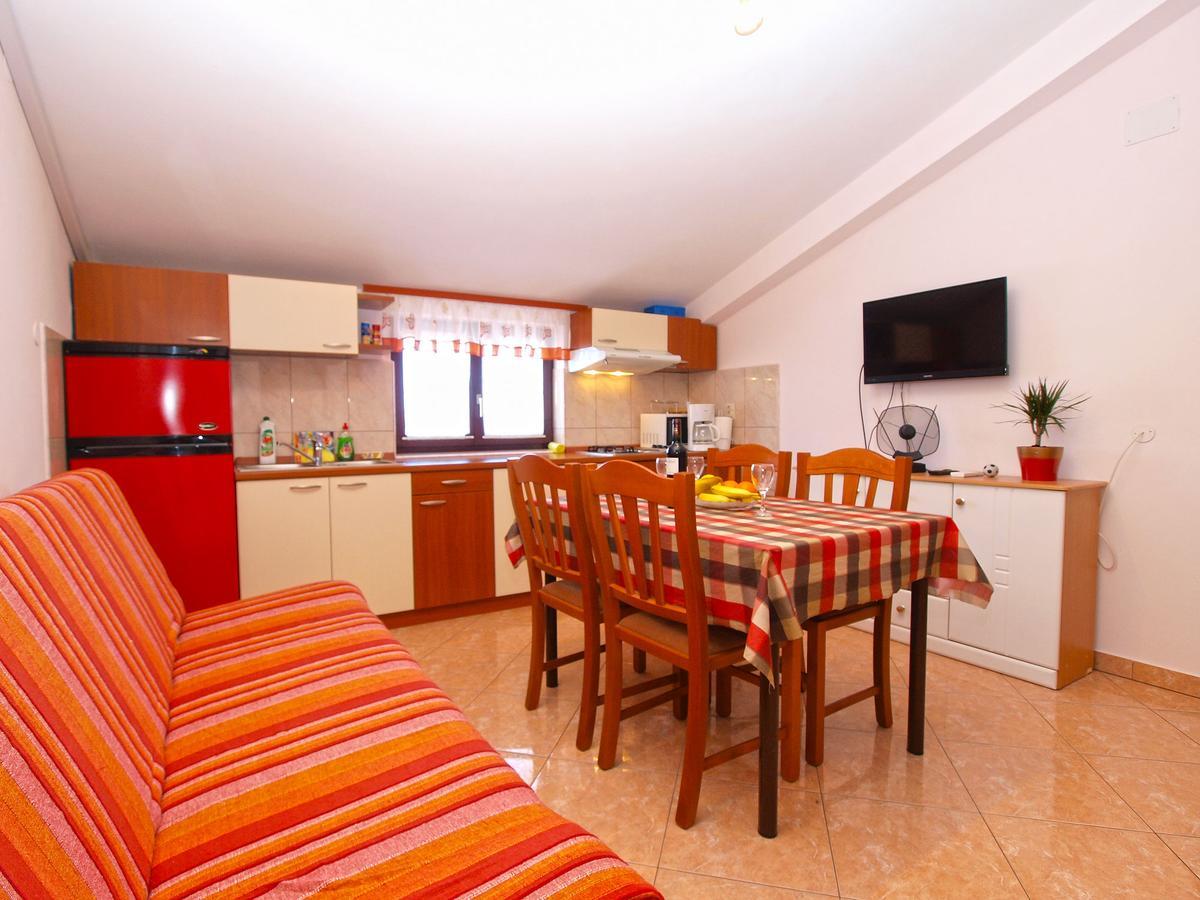 Apartments Blazenka 1270 Πούλα Εξωτερικό φωτογραφία
