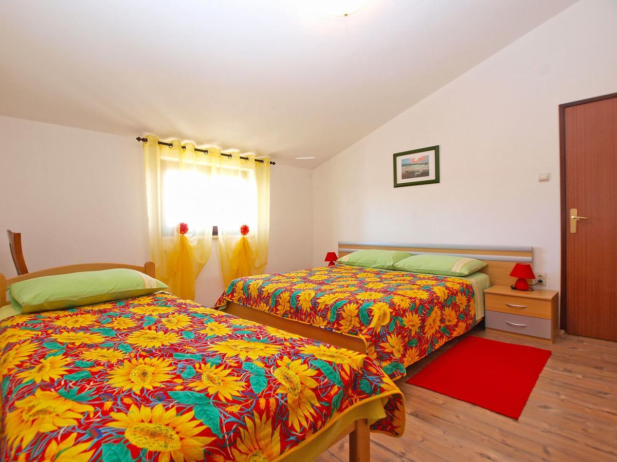 Apartments Blazenka 1270 Πούλα Εξωτερικό φωτογραφία