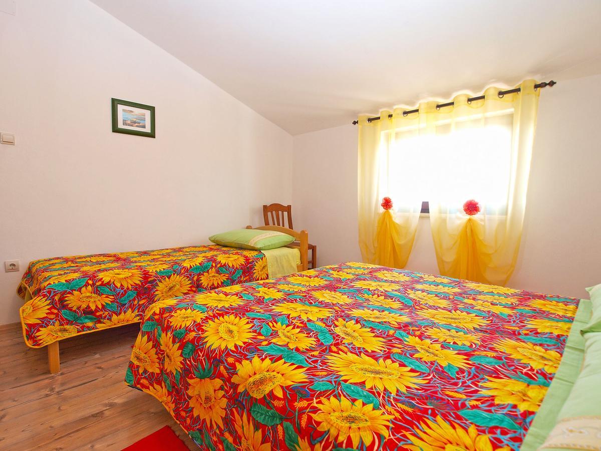Apartments Blazenka 1270 Πούλα Εξωτερικό φωτογραφία