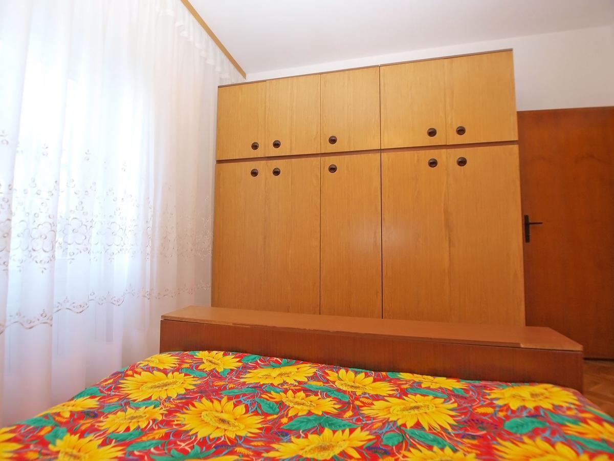 Apartments Blazenka 1270 Πούλα Εξωτερικό φωτογραφία