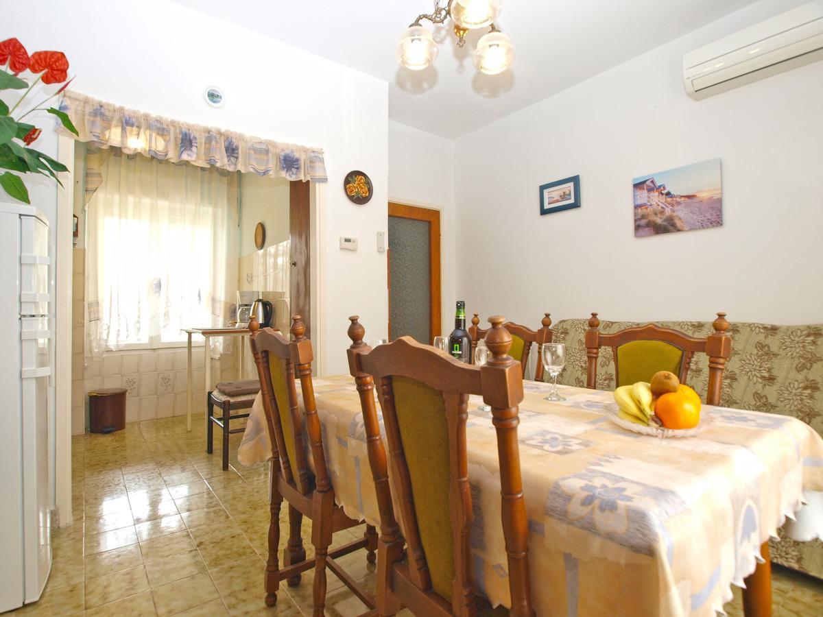 Apartments Blazenka 1270 Πούλα Εξωτερικό φωτογραφία