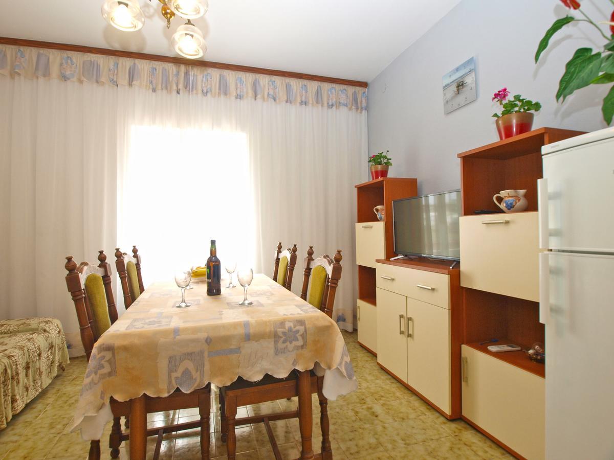 Apartments Blazenka 1270 Πούλα Εξωτερικό φωτογραφία